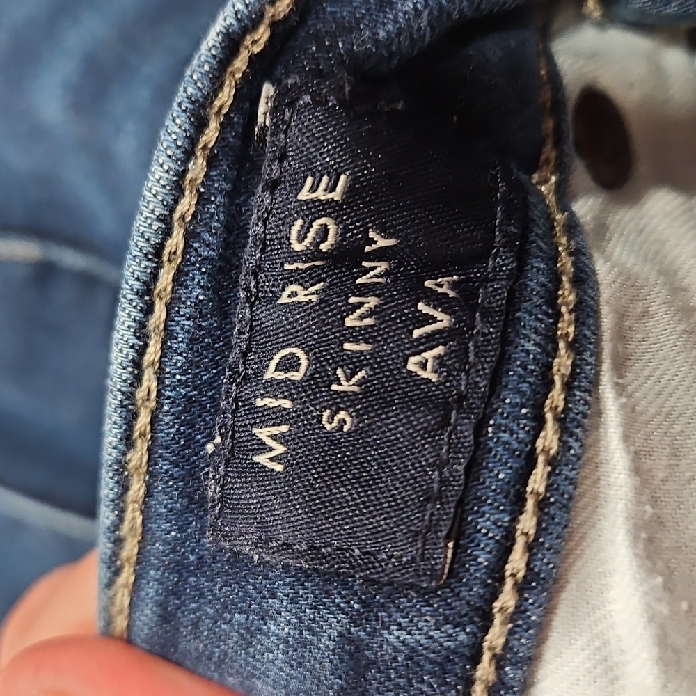 Lucky Brand High Rise Dark Blue Jeans - Picture 11 of 11